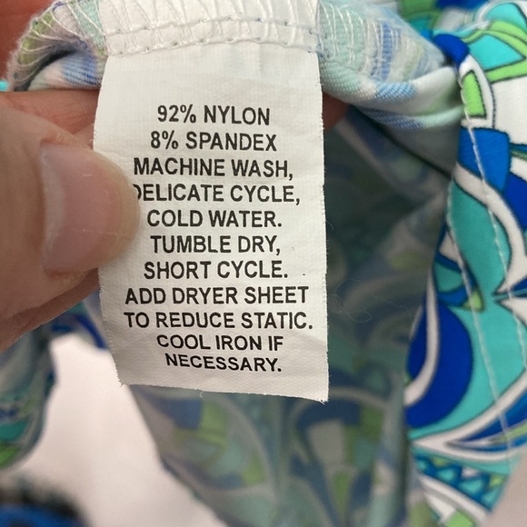 Small Barbara Gerwit dress with pockets.  Fits more like an 8-10. - Picture 4 of 4